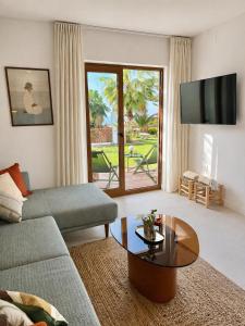 Hacienda Clavero Ten-Pool Apartment