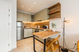 Ionian Sol Apartment Cozy Stay by the Sea by PikHost