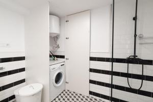 Marques Flat-Cabanyal Apartment by Invalencia