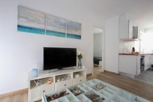 Blue marine Leones apt by Invalencia