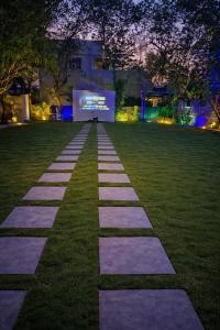 Hidden Grove Retreat Luxury 6BR Private Pool Villa at Chilkur