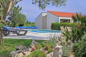 Apartment in Casa Porta Luna, Gajac, Novalja