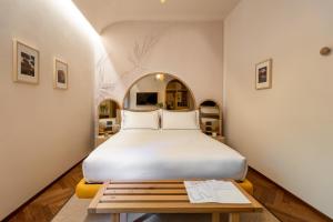 Suli Colosseum Designer Suites