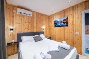 Savel House