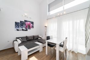 SLV Nefeli Apartment