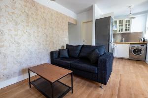FUN BUILDING APARTMENTS by HOMEABOUT