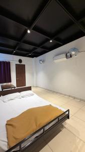 Gravity Groups Grand vellora Sky Frame Villa