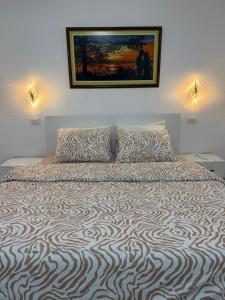 Travellers Guesthouse 2