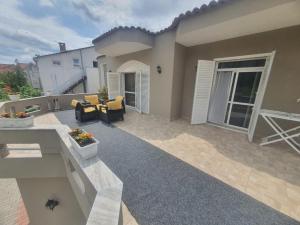 Serenity Balcony Villa Tirana