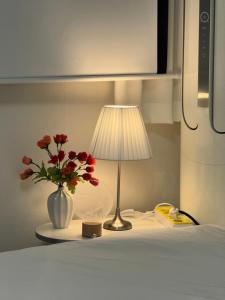 New오픈특가ㅣ1층감성단독주택ㅣ해변도보3분ㅣ1초편의점ㅣ6인추가금Xㅣ주변핫플ㅣ짐보관ㅣ최대8인ㅣ초특가숙소