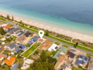 Beachfront Family Retreat Ocean View Huge Yard