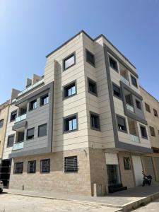 apartamento dos habitaciones en Tetuán con ascensor y cerca de aeropuerto y marjan planta 1 n 3
