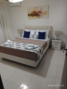 Gold Pearl Maggie Sea View Villa