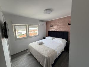 Mediterraneo apartments and rooms