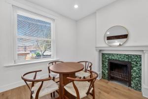 Warm & Stylish 3BR with Private Yard - Tower Grove