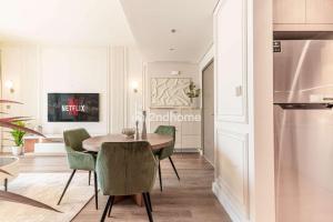 Luxury 1BR with Stunning Marina Views Grand Bleu 2 - 401