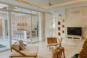 3BR Canggu Central - Walking to Beach