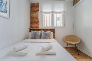 Cozy 2BD apartment - Sol city center
