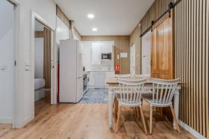 Cozy 2BD apartment - Sol city center