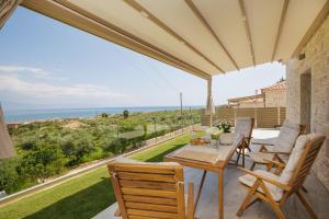Petra & Thea Chrani Villas