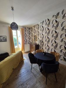 F3 centre ville Clermont proche Tram jardin Lecoq
