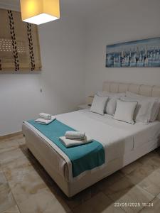 Gold Pearl Maggie Sea View Villa