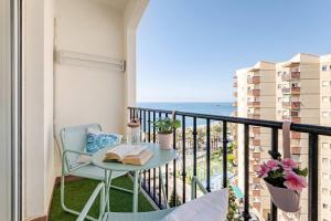 APARTAMENTO EN LA PLAYA CON VISTAS DE ENSUEÑO