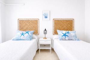APARTAMENTO EN LA PLAYA CON VISTAS DE ENSUEÑO