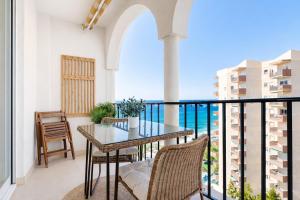 APARTAMENTO EN LA PLAYA CON VISTAS DE ENSUEÑO