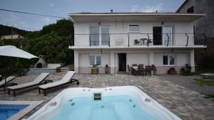 Villa Terra by Villas Guide