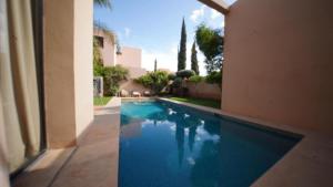 Villa Al Maaden, 2 Suites with Pool, Golf Course