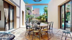 Villa Al Maaden, 2 Suites with Pool, Golf Course