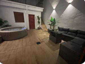 Dream Big with jacuzzi and terrace in Ruzafa