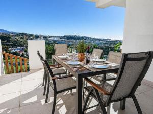 3 bed apartment in Casa Banderas La Cala de Mijas