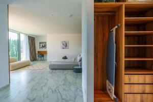 Luxury Villa Morello Korčula 1 with large heated pool, gym & sauna