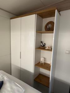 Niky House Drage