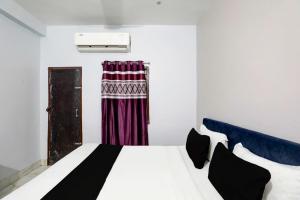 Hotel O Midnight