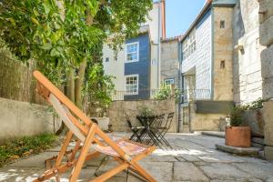 GuestReady - Historic Courtyard Townhouse
