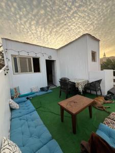 Zalooma House I Beachfront Hostel Dahab