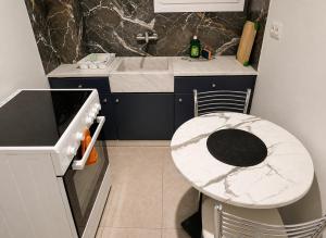 Apartment near Metro Attiki Athens