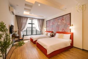 Hanoi Old Quarter Boutique Apartments by Ssens Homes