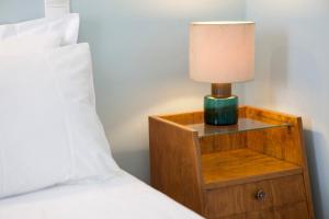 Lovely two-bedroom apartment with roof garden! EP7