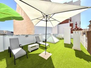 Terrasol magnifico atico duplex en el centro de Torre del Mar sin ascensor