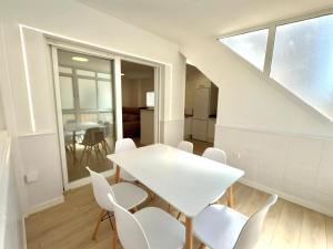 Terrasol magnifico atico duplex en el centro de Torre del Mar sin ascensor