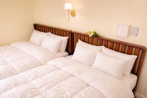 Spacious 2BR for 5 Near Sillim Pink & Cozy Stay