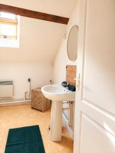 Appartement a la Machine avec kitchenette et wifi