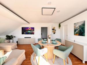 Sky Apartment Central and Quiet 4P 3 TV