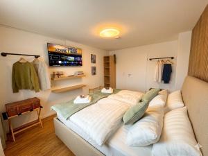 Sky Apartment Central and Quiet 4P 3 TV