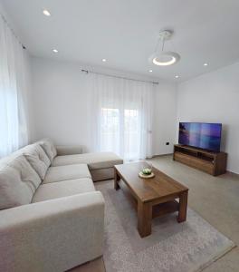 Sea View Green Hill Apartment 2