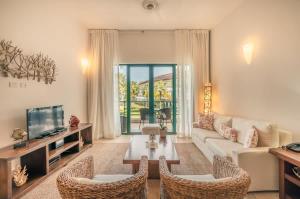 2br Apt 5 guests Balcony & Jacuzzi Sublime